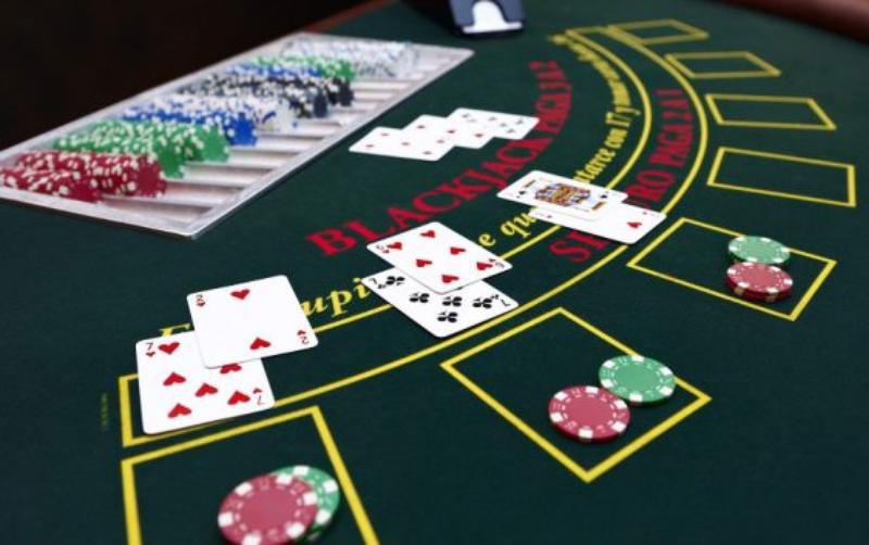 Thành viên nào cũng muốn may mắn có được Blackjack